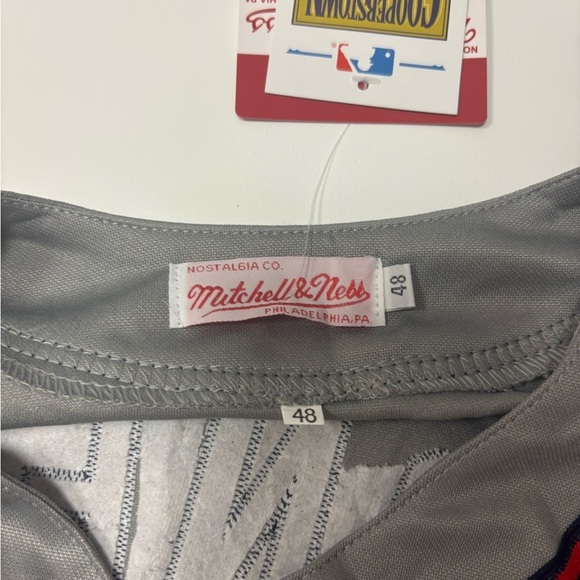 Mitchell & Ness Cooperstown Collection Chipper Jones Jersey-Size XL-Braves 1995 - Picture 7 of 10